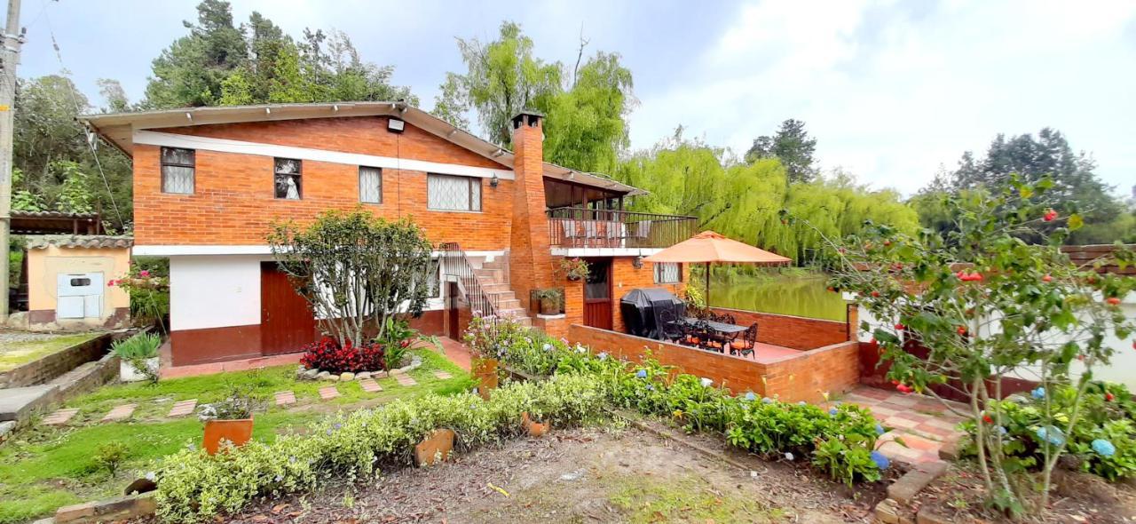 Hacienda Moncora Cabana Lago P 1 El Rosal المظهر الخارجي الصورة